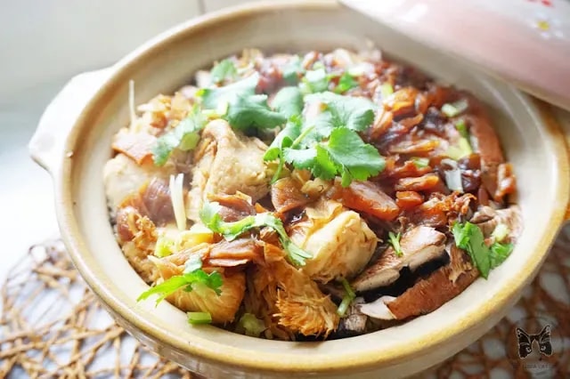 15分钟三菇梅菜素食煲仔饭（1-2人份）