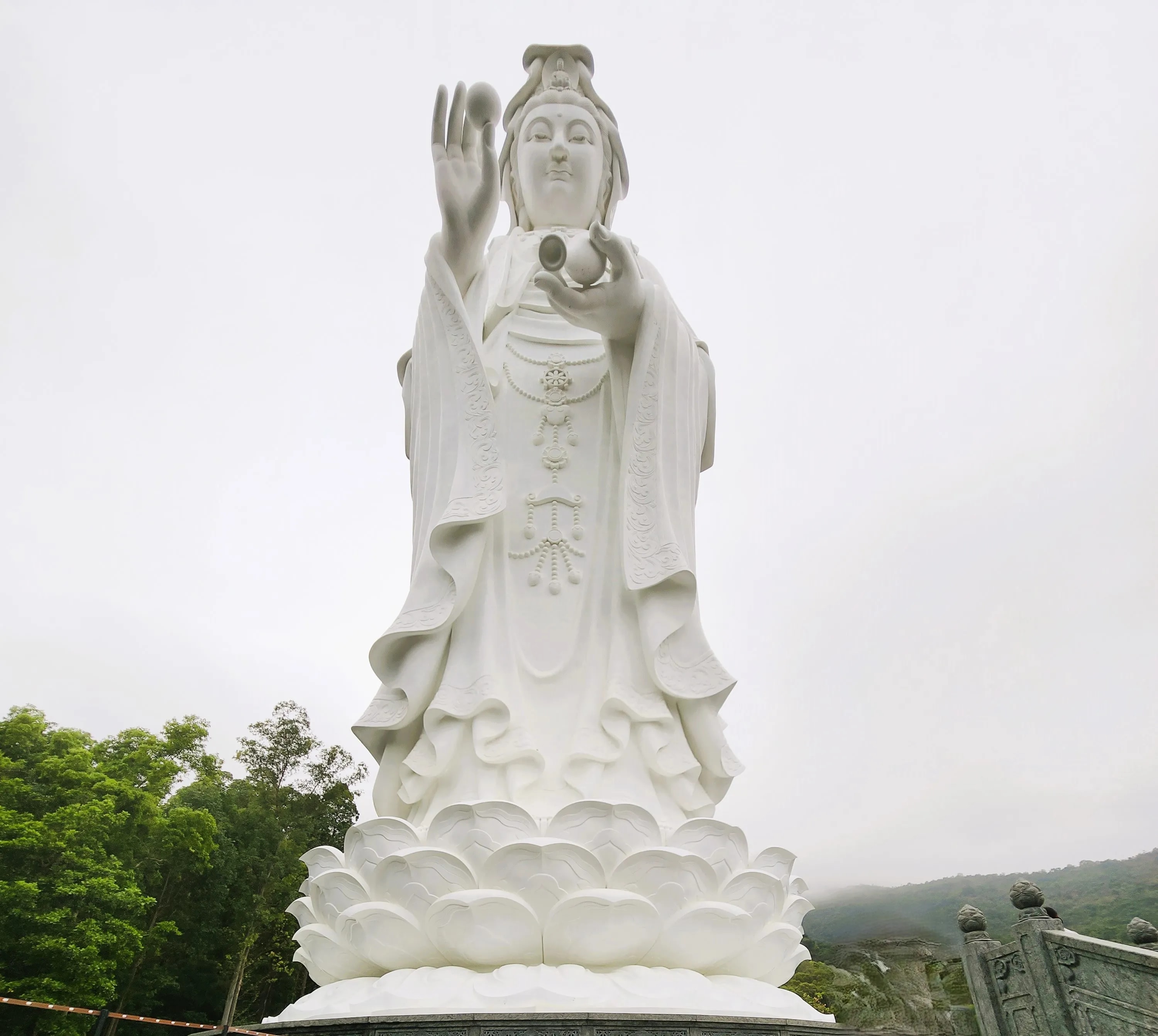 观世音菩萨 一 跨越宗派与地域